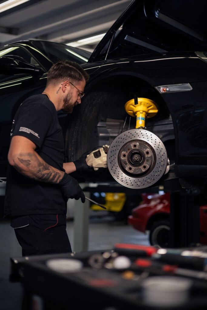 Vintage Cars - Markgröningen - Bremse Porsche KFZ-Werkstatt